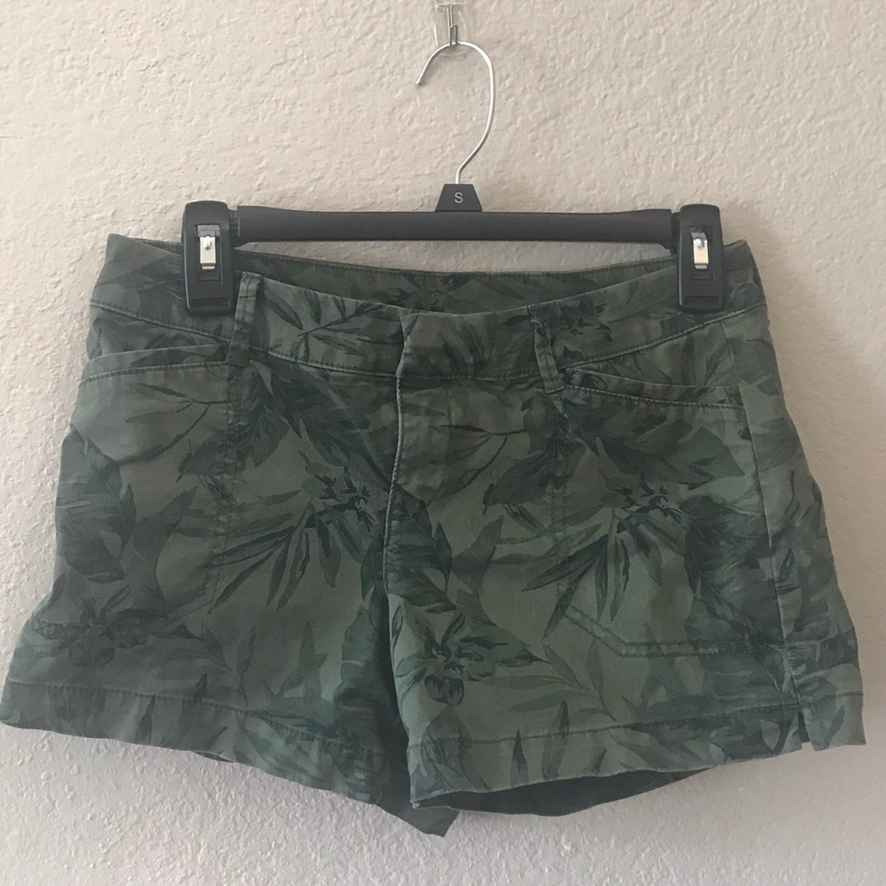 Island Print Shorts